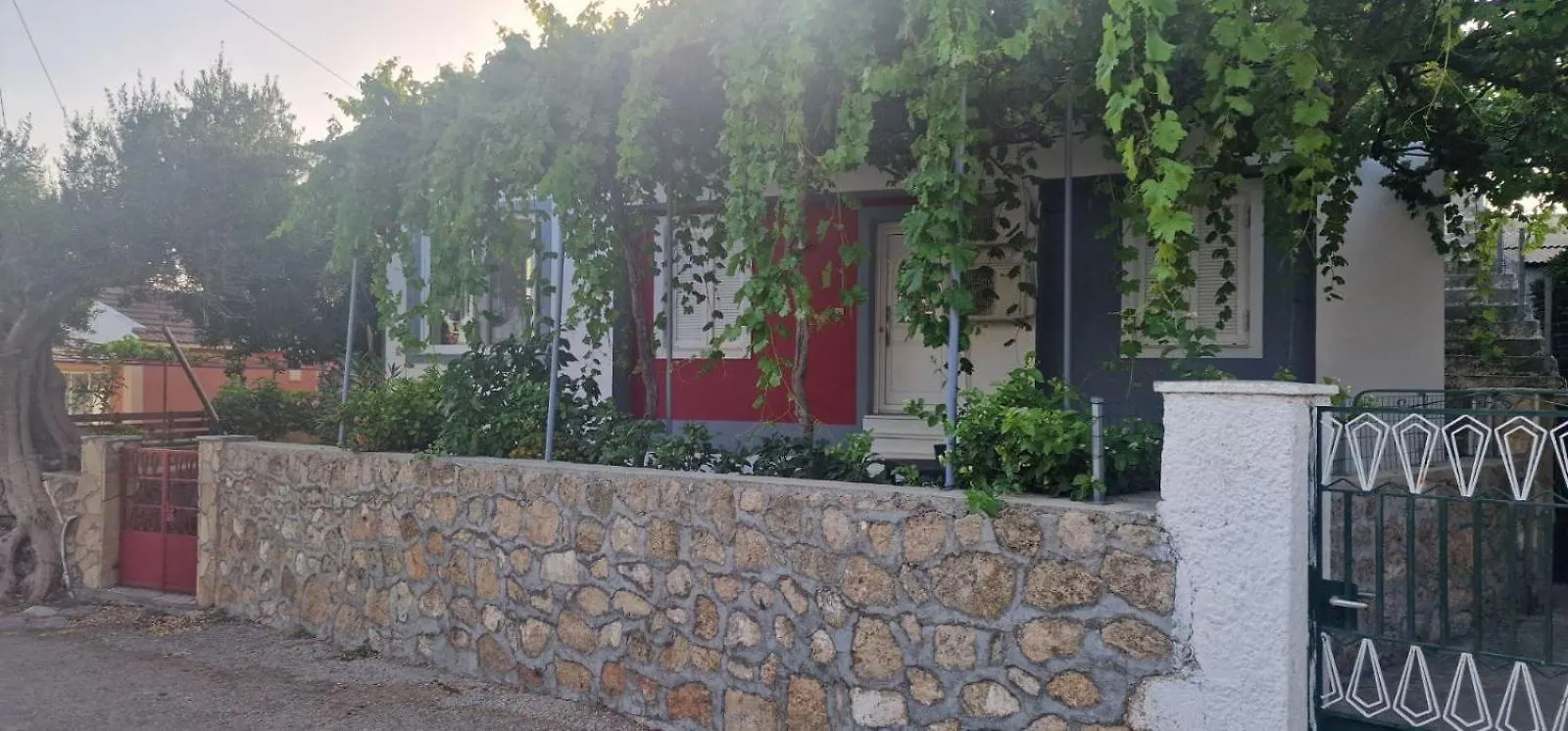 The Holiday House Mavrata