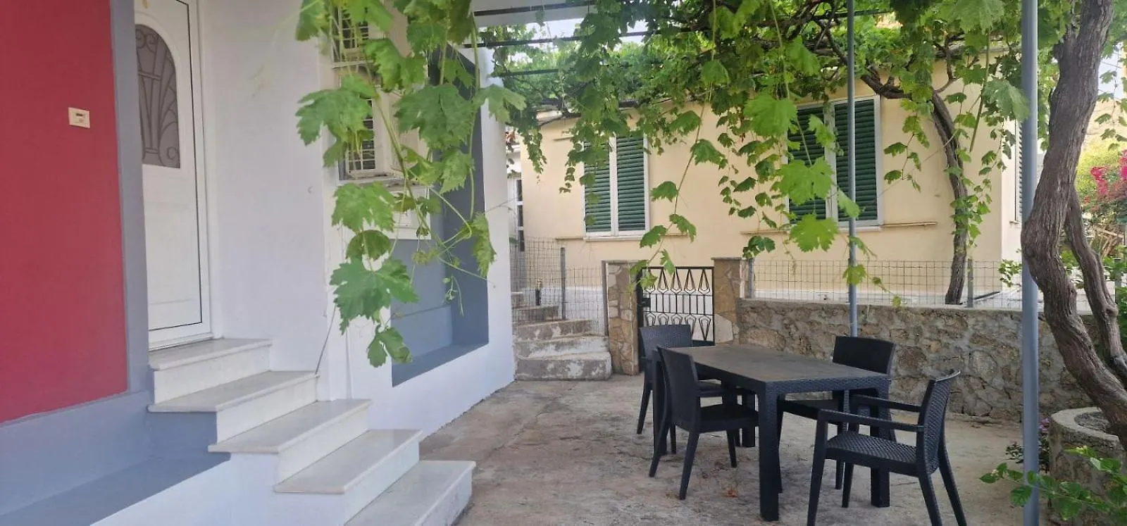 Holiday home The Holiday House Mavrata Greece